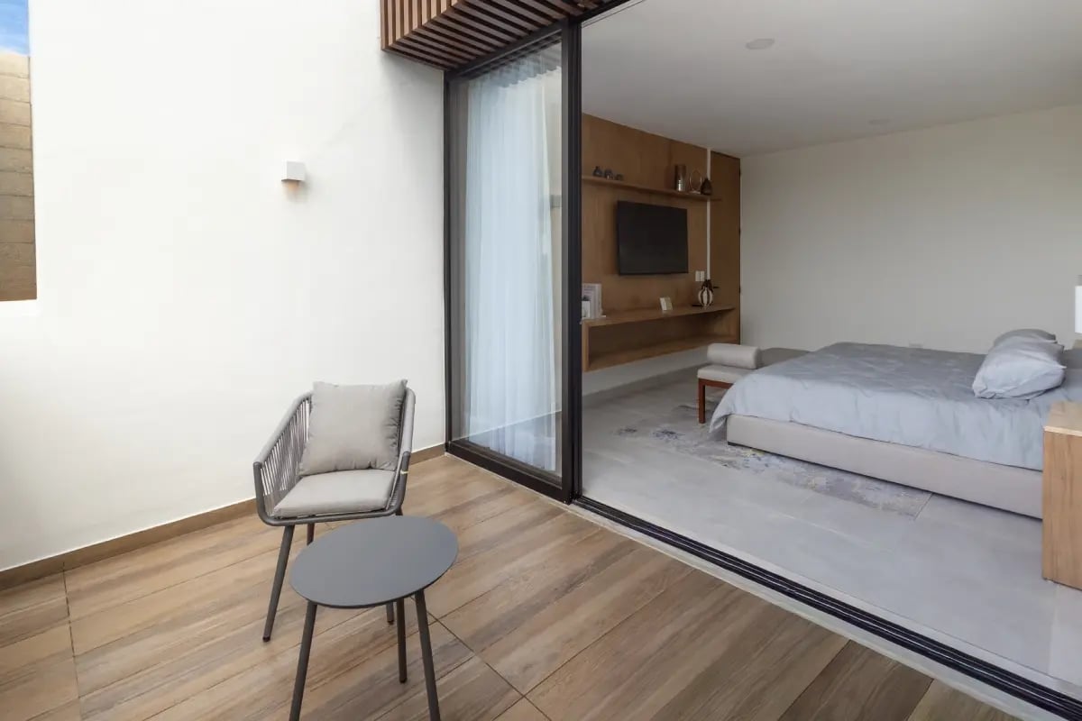 hera6D0A4830-HDRedificio